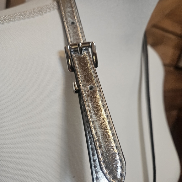 Michael Kors Silver Crossbody Bag - Picture 2 of 14